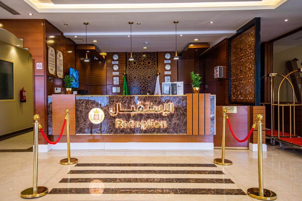 Granada Palace Inn Рияд Екстериор снимка