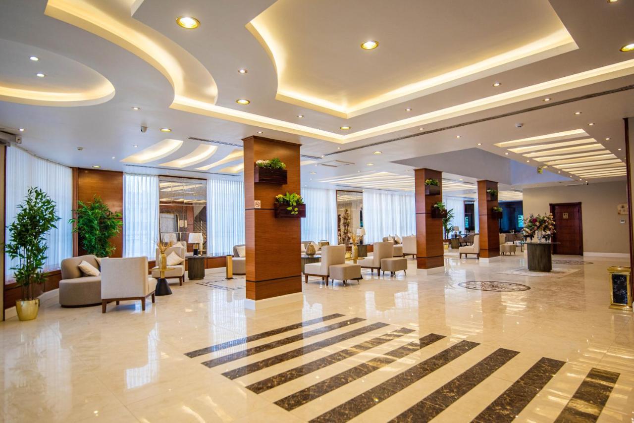 Granada Palace Inn Рияд Екстериор снимка
