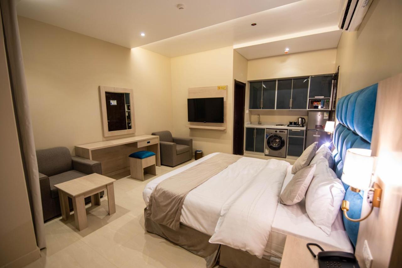 Granada Palace Inn Рияд Екстериор снимка