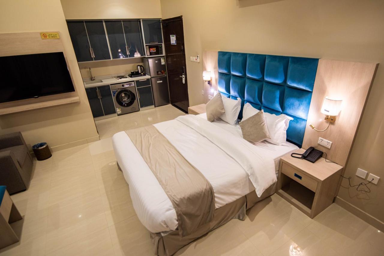 Granada Palace Inn Рияд Екстериор снимка